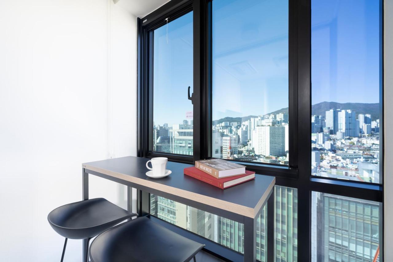 From H Reposant Hotel Busnan Seomyeon 釜山 外观 照片