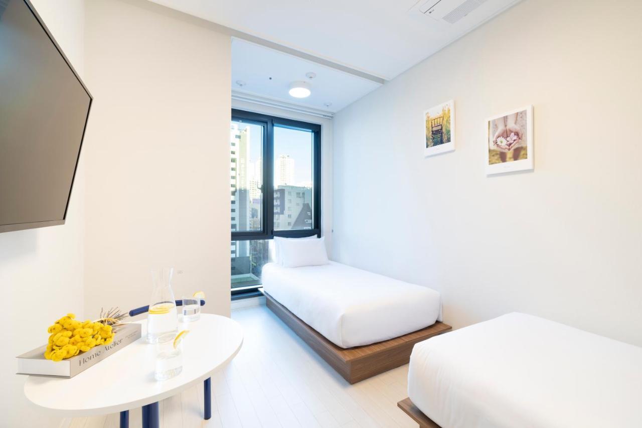 From H Reposant Hotel Busnan Seomyeon 釜山 外观 照片