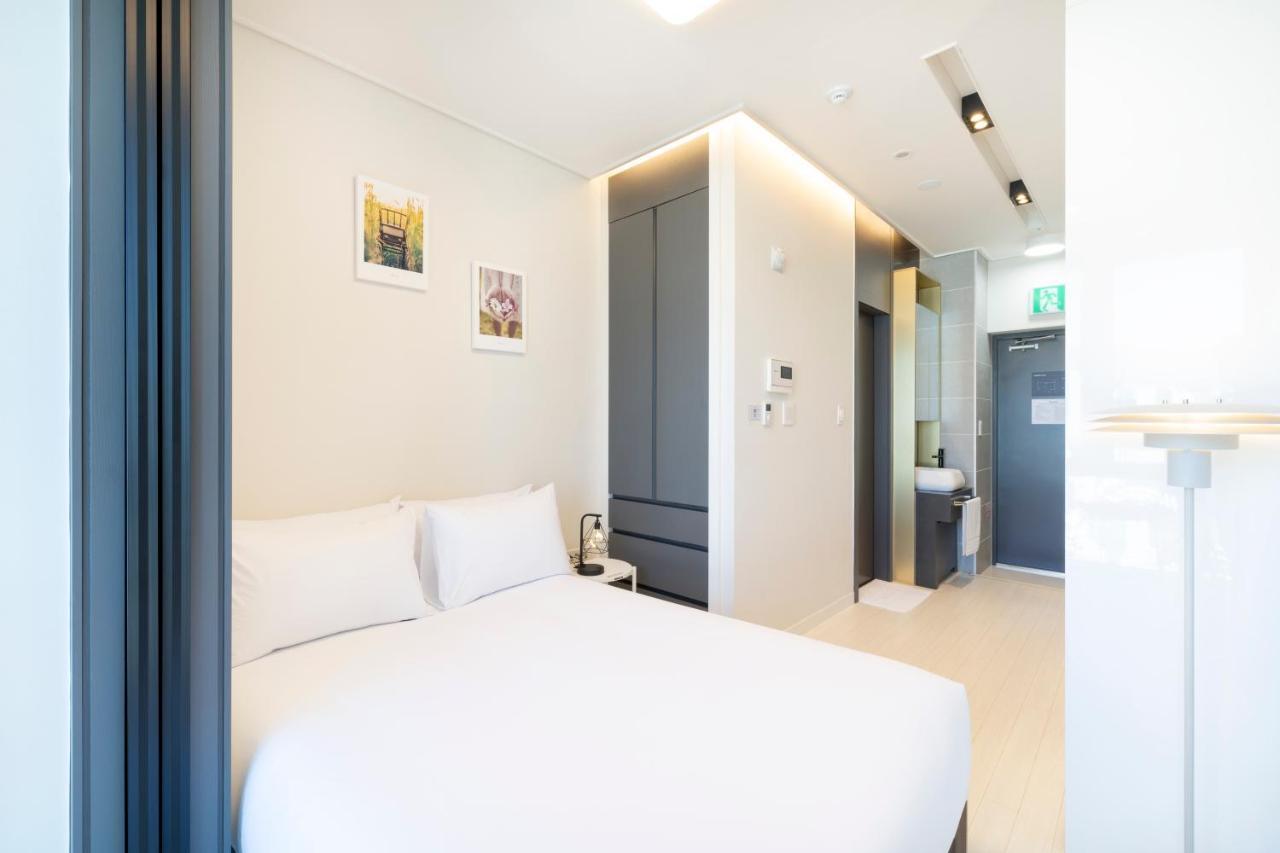 From H Reposant Hotel Busnan Seomyeon 釜山 外观 照片
